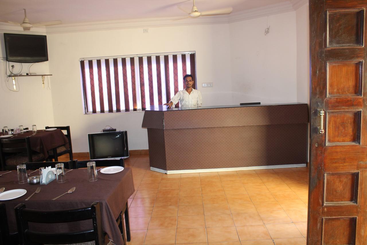 Hotel Peshwa Evrengabad Dış mekan fotoğraf